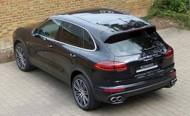 Porsche Cayenne S Diesel 2