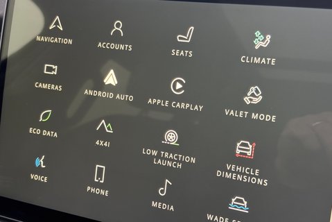 Land Rover Defender 130 D300 Outbound 5dr 29