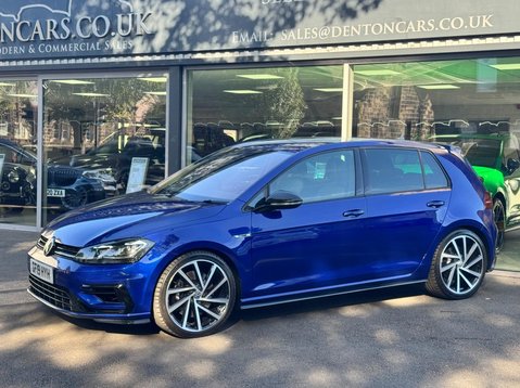 Volkswagen Golf R TSI 4MOTION DSG 7