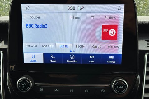 Ford Transit Custom 320 L1 Limited 170 ps Selectshift DCIV - Sat Nav / Adaptive Cruise 28