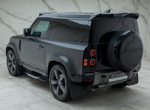 Land Rover Defender 90 V8 CARPATHIAN EDITION 12