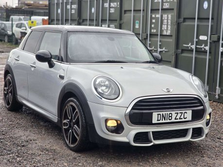 Mini Hatch 1.5 Cooper Hatchback 5dr Petrol Steptronic Euro 6 (s/s) (136 ps) 7