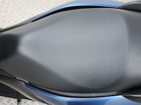 Yamaha Nmax 125 GPD125-A ABS 14