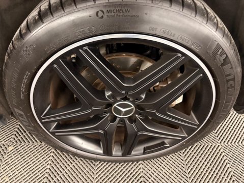 Mercedes-Benz GLA 2.0 GLA35 AMG (Premium) 8G-DCT 4MATIC Euro 6 (s/s) 5dr 42