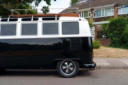 Volkswagen Restomod Porsche 3.2 Ltr 21 Window Samba 13