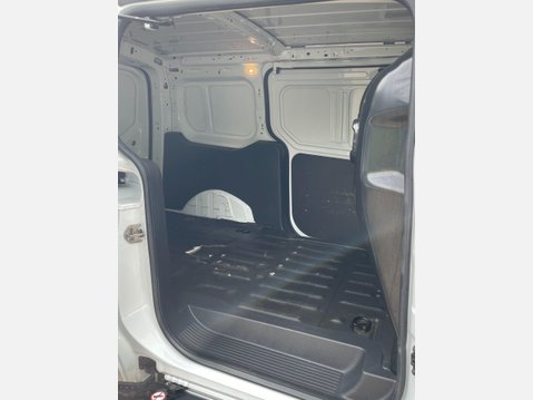 Ford Transit Connect 1.5 TDCi 240 Limited Panel Van 5dr Diesel Powershift L2 H1 (129 g/km, 118 b 10