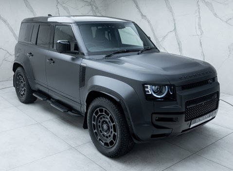 Land Rover Defender OCTA EDITION ONE 11