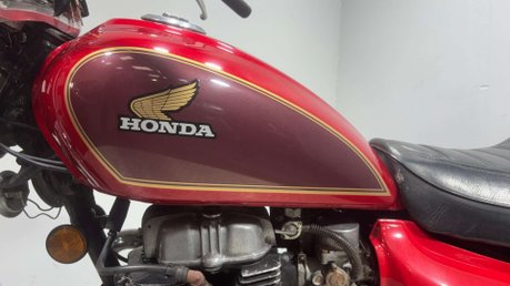 Honda CM 1981 GOOD RUNNING CLASSIC 250CC TWIN CRUISER BIKE PROJECT BIKE 30