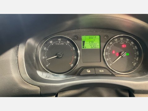 Skoda Roomster SE TSI DSG 13