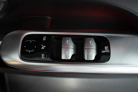 Mercedes-Benz C Class 2.0 C43 MHEV AMG (Premium Plus) Saloon 4dr Petrol Hybrid G-Tronic+ 4MATIC E 29