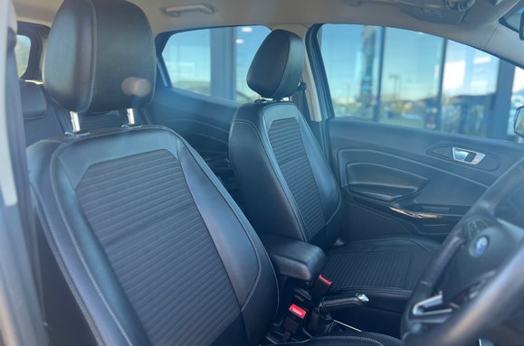 Ford Ecosport TITANIUM 16