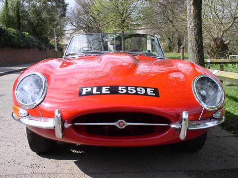 Jaguar E-Type S1½ 4.2 Roadster 10