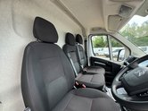 Citroen Relay MWB L2H2 Medium Roof Enterprise 35 Air Con Nav Sensors EURO 6 18