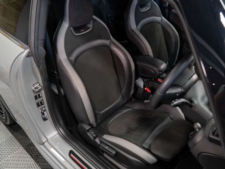 Mini Hatch 2.0 John Cooper Works 3dr 15