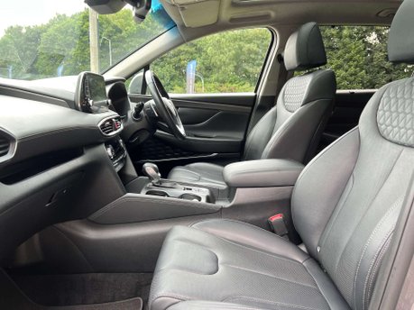 Hyundai SANTA FE 2.2 Santa Fe Premium SE CRDi Auto 4WD 5dr 37
