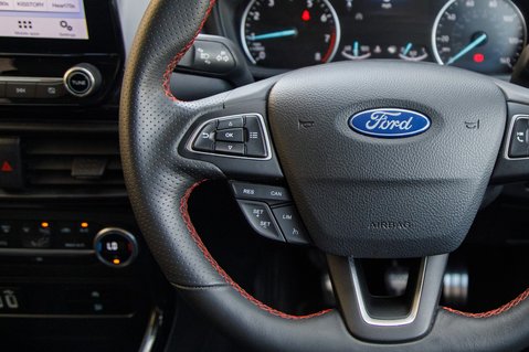 Ford Ecosport ST-LINE 18