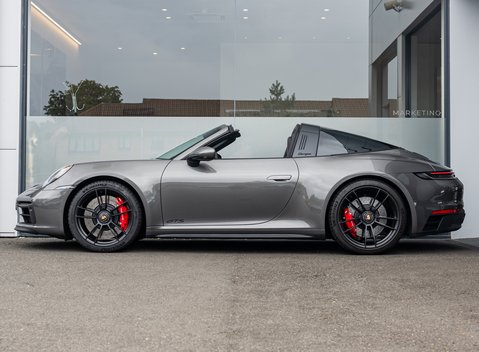 Porsche 911 Targa 4 GTS (992) 3