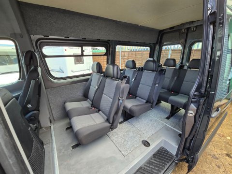 Mercedes-Benz Sprinter 319 CDI MWB 32