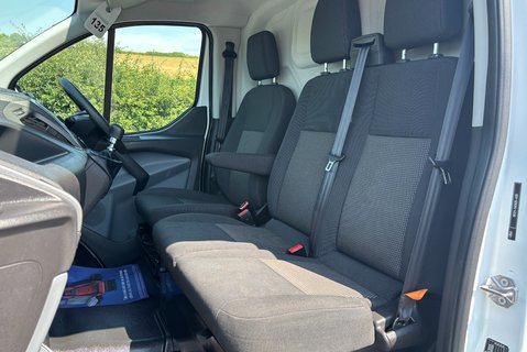 Ford Transit Custom 310 L1 105 ps Base Panel Van - Air Con 3