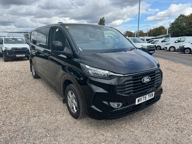 Ford Transit Custom Crew Cab AUTO LWB L2H1 Low Roof Limited 320 Air Con Alloys Sensors Cam EURO 4
