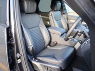 Land Rover Discovery 2026 NEW COMMERCIAL DYNAMIC HSE WITH GENUINE REAR SEAT CONVERSION  12
