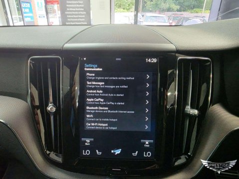 Volvo XC60 2.0 D5 PowerPulse R-Design Auto AWD Euro 6 (s/s) 5dr 42