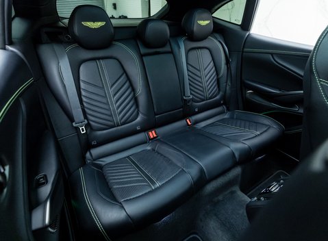 Aston Martin DBX 707 13