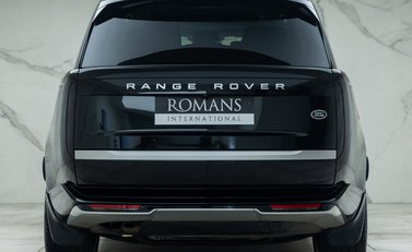 Land Rover Range Rover D350 AUTOBIOGRAPHY LWB 7 Seater 8