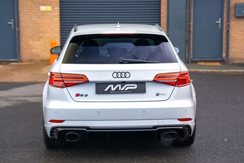 Audi RS3 2.5 RS 3 Sportback TFSI Quattro Semi-Auto 4WD 5dr 10