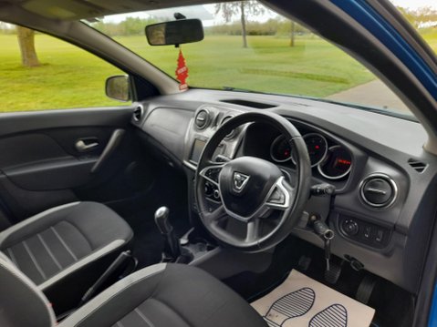 Dacia Sandero Stepway 0.9 TCe Laureate Euro 6 (s/s) 5dr 17