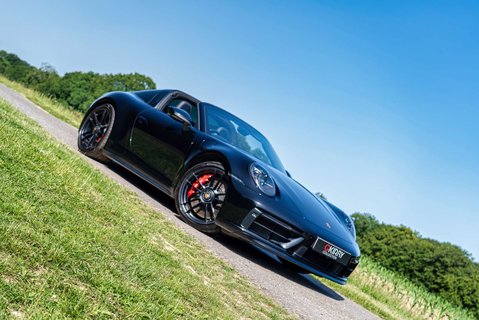 Porsche 911 3.0 911 Targa 4 GTS 4WD 2dr 19