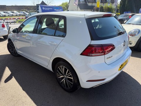 Volkswagen Golf 1.0 TSI BlueMotion Tech SE Nav DSG Euro 6 (s/s) 5dr 11