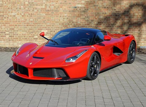 Ferrari LaFerrari 15