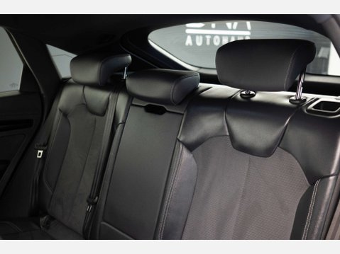Audi Q5 2.0 Q5 Black Edition 40TDI MHEV Quattro Semi-Auto 4WD 5dr 4