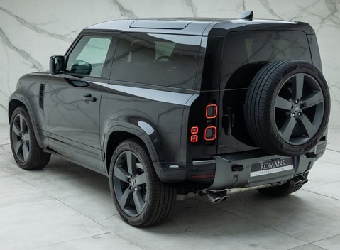 Land Rover Defender 90 V8 P525 12