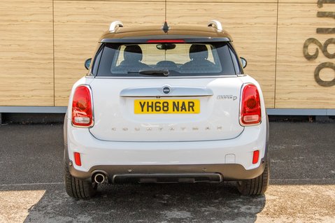 Mini Countryman COOPER D ALL4 EXCLUSIVE 6