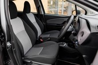 Toyota Yaris VVT-I ICON 29