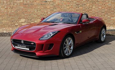 Jaguar F-Type V6 S Convertible 8