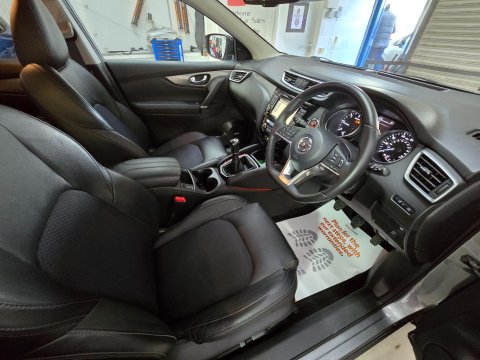 Nissan Qashqai 1.5 dCi Tekna Euro 6 (s/s) 5dr 47