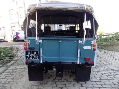 Land Rover 88 Series 111 Petrol + 7 Seats 8