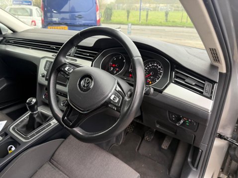 Volkswagen Passat 2.0 TDI BlueMotion Tech SE Business Euro 6 (s/s) 5dr 15