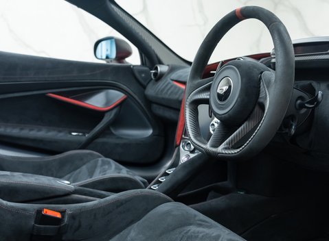 McLaren 765LT Spider 17