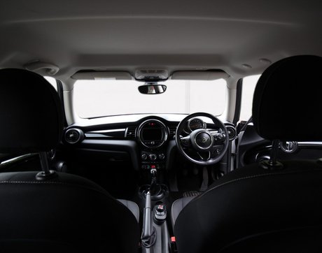 Mini Hatch COOPER 12