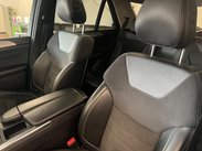 Mercedes-Benz M Class 3.0 ML350 V6 BlueTEC AMG Line G-Tronic 4WD Euro 6 (s/s) 5dr 39