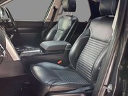 Land Rover Discovery 3.0 Discovery HSE SDV6 Auto 4WD 5dr 4