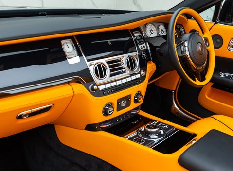 Rolls-Royce Dawn 18