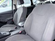 Ford Focus 1.0 TITANIUM 10