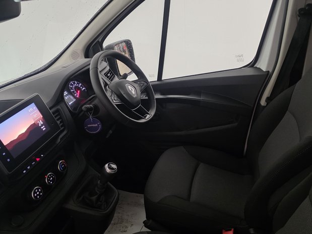 Renault Trafic Renault Trafic LWB Diesel LL30 Blue dCi 130 Advance Van 5
