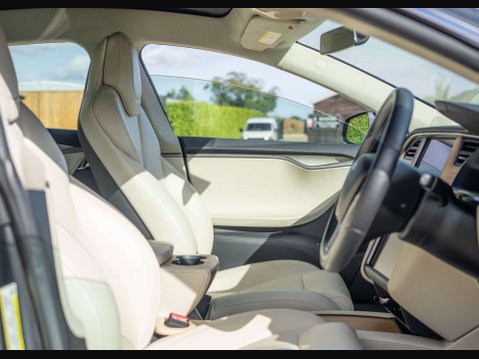 Tesla Model S ModeL S 75D 4WD 5dr 24