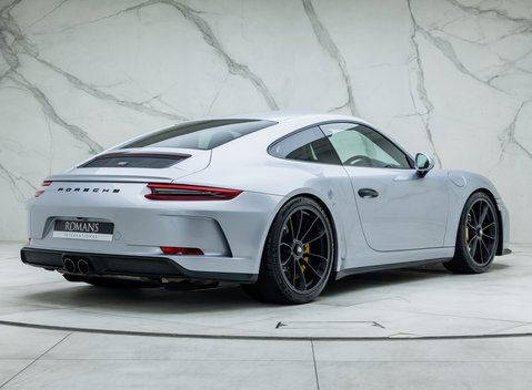 Porsche 911 GT3 TOURING (991.2) 3